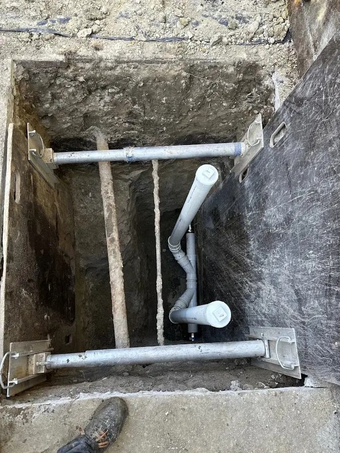 Experienced plumber completing Drain Cleaning work in Athens